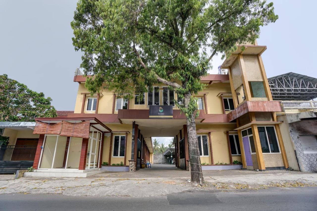 Oyo 3298 Bromo Guest House Family มะลัง ภายนอก รูปภาพ